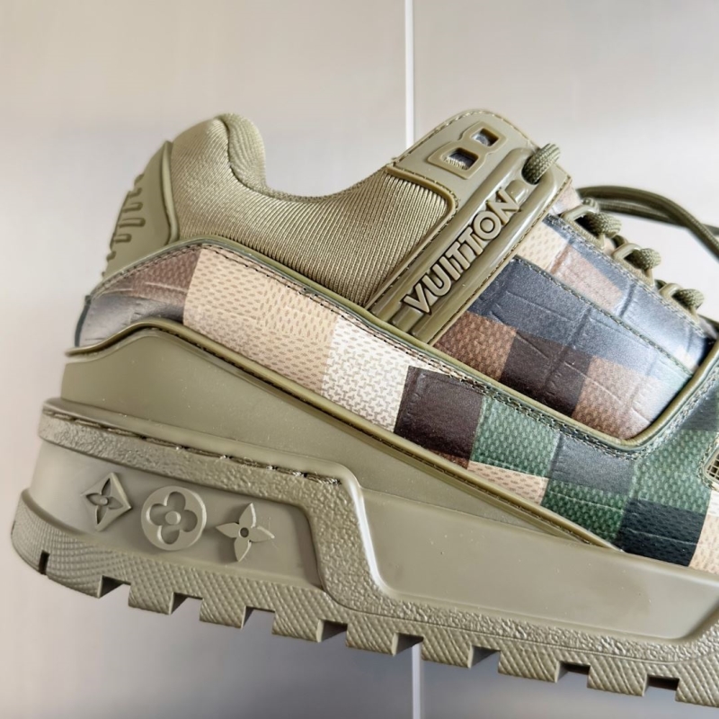 Louis Vuitton Sneakers